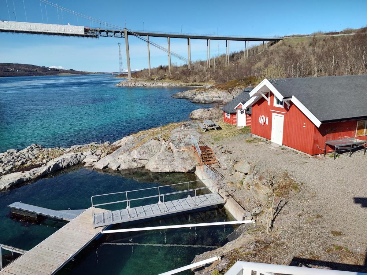 Tjeldsundbrua Overnatting - Sjohus1 Evenskjer Kültér fotó